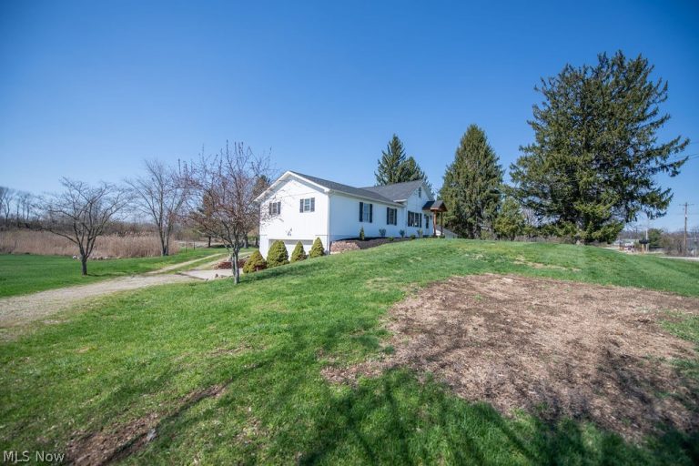 3487 Mogadore Road, Kent, OH - Photo 8