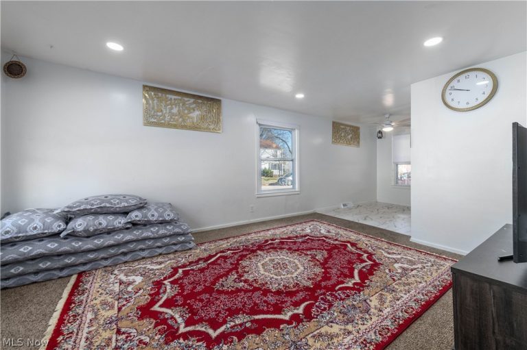 14101 Rainbow Avenue, Cleveland, OH - Photo 5