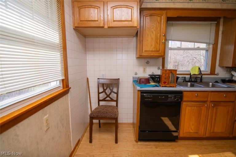 60830 Shaver Hill Road, Shadyside, OH - Photo 5