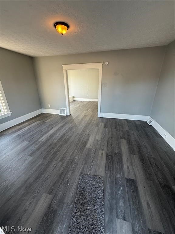 1005 Dewalt Avenue, Canton, OH - Photo 2