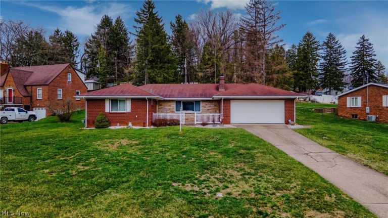 132 Bryden Road, Steubenville, OH, 43953
