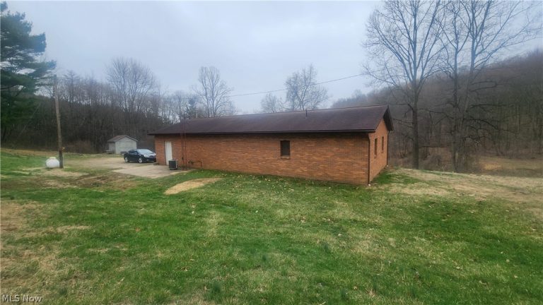 52708 Township Road 170, Fresno, OH - Photo 5