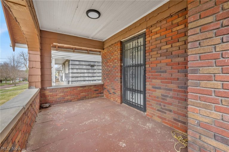 967 Oakland Avenue, Akron, OH - Photo 6