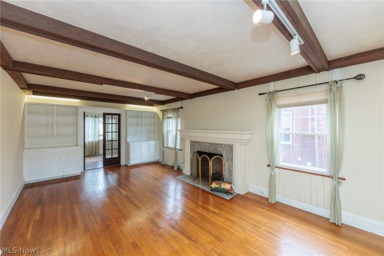 1550 Rydalmount Road, Cleveland Heights, OH - Photo 4