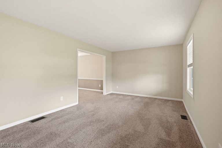 2340 Sandalwood Drive, Twinsburg, OH - Photo 6