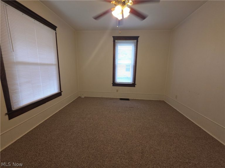 623 9th Street, Cambridge, OH - Photo 6