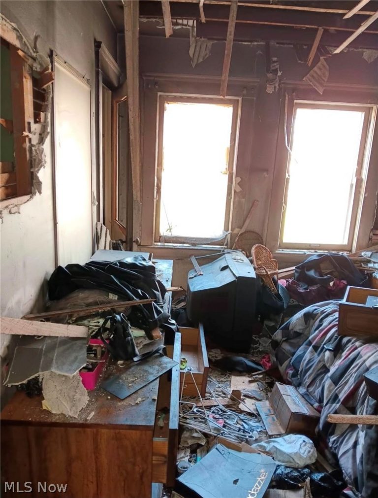 3710 104th Street, Cleveland, OH - Photo 4