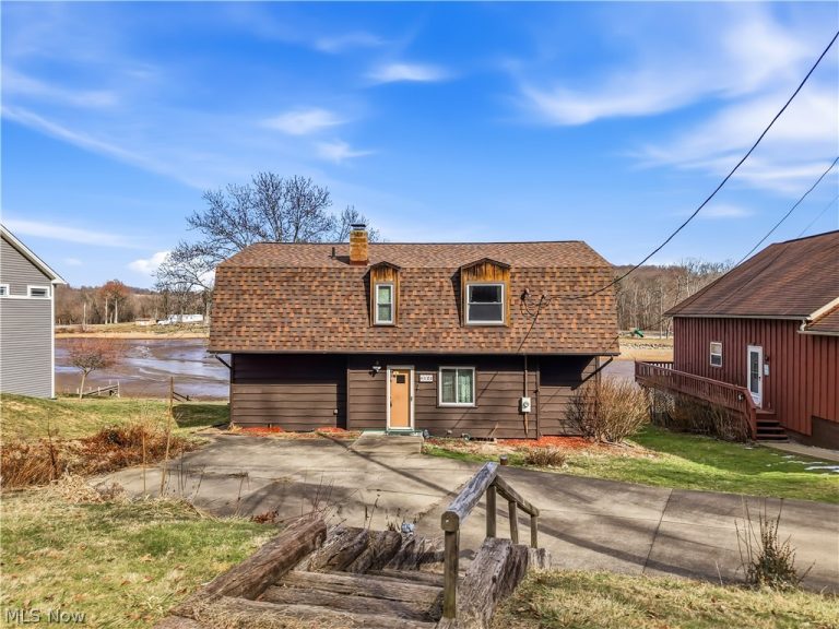 6122 Camp Boulevard, Hanoverton, OH - Photo 2
