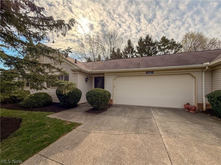 92 Sturbridge Drive, Medina, OH - Photo 4