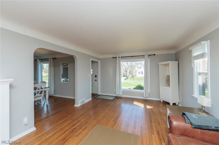 4102 Verona Road, South Euclid, OH - Photo 5
