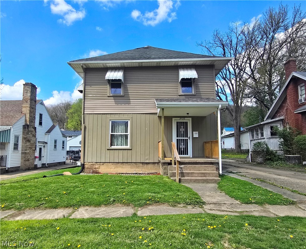 1720 Chestnut Street, Coshocton, OH