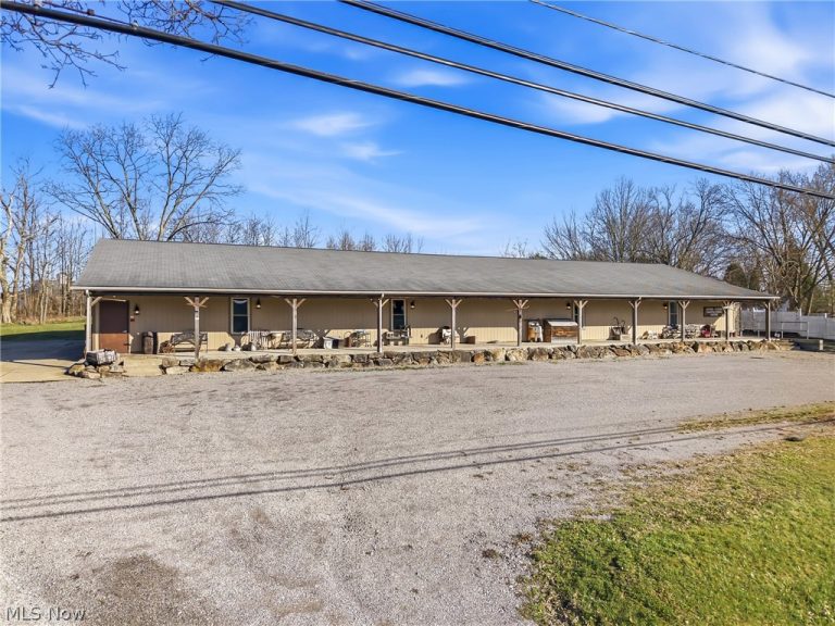 10725 Struthers Road, New Middletown, OH - Photo 4