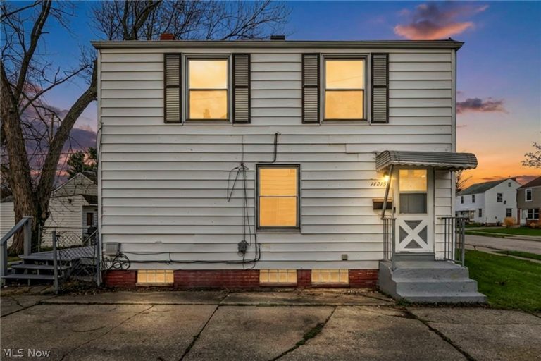 14215 Tuckahoe Avenue, Cleveland, OH - Photo 3