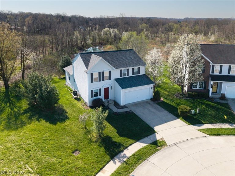 211 Burkdale Court, Wadsworth, OH - Photo 3