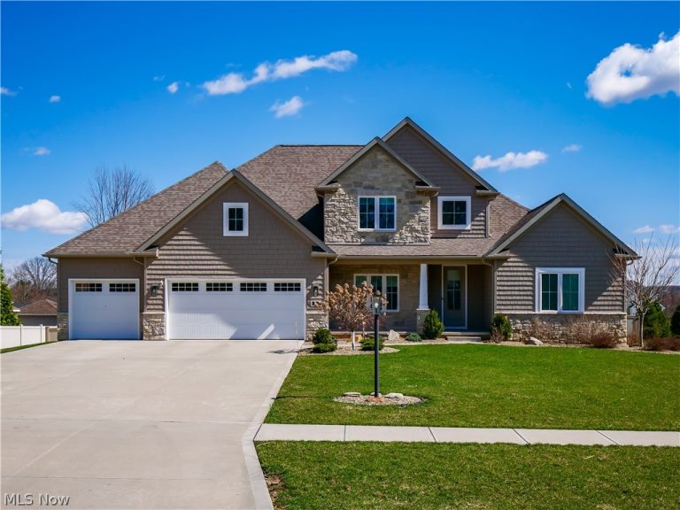 11005 Chippewa Path, North Royalton, OH, 44133