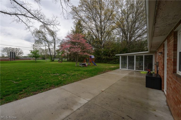819 5th Street, Dover, OH - Photo 4