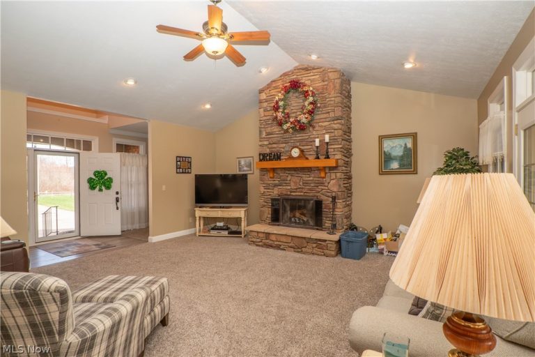 8114 Lisbon Street, East Canton, OH - Photo 6