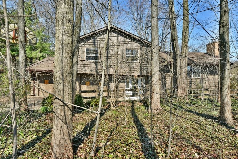 8391 Squires Lane, Warren, OH - Photo 2