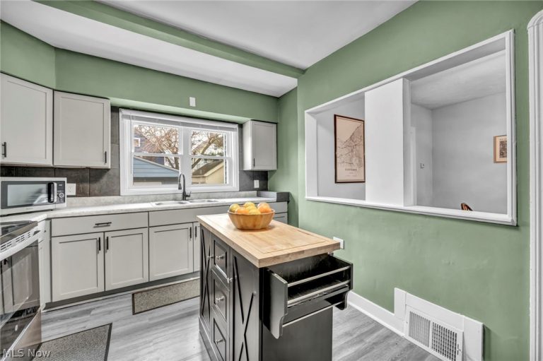 3487 125th Street, Cleveland, OH - Photo 6