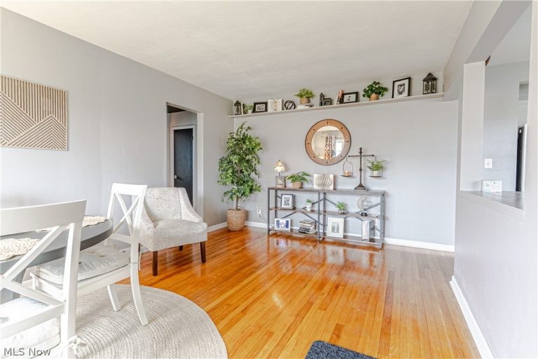 835 Larkridge Avenue, Boardman, OH - Photo 2