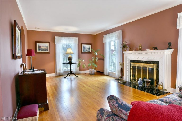 641 Fairway Drive, Warren, OH - Photo 8