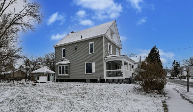 1060 Yale Street, Akron, OH - Photo 5