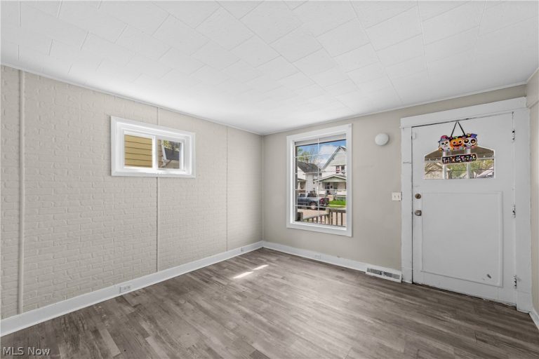 3515 50th Street, Cleveland, OH - Photo 3