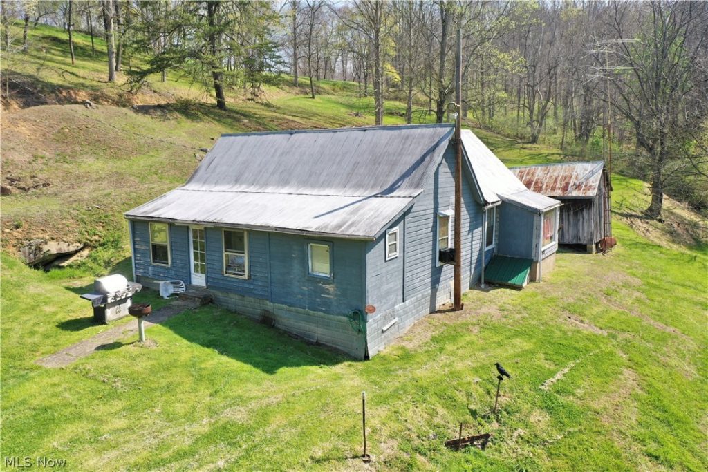 6670 Lower Run Road, WV