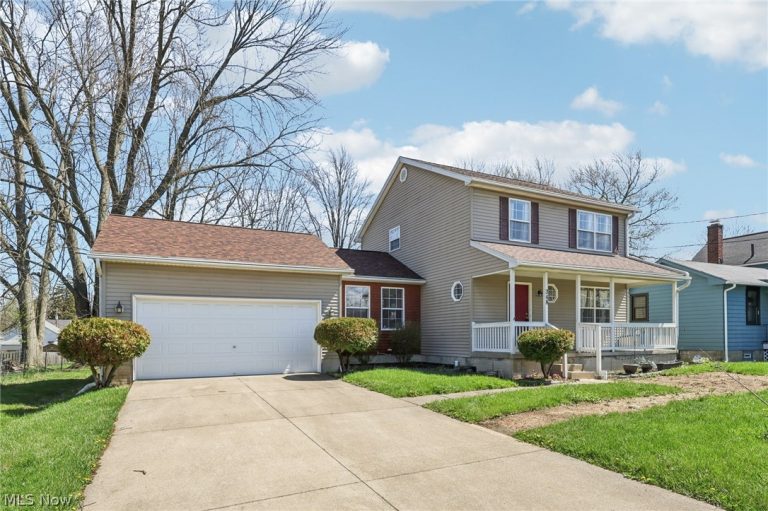 348 High Street, Berea, OH - Photo 2