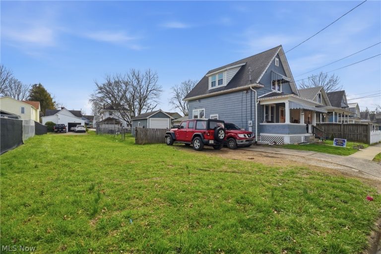 2318 Clement Avenue, Parkersburg, WV - Photo 5