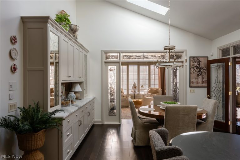 6182 Bertram Avenue, Canton, OH - Photo 8