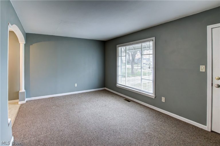 659 Wesley Drive, Berea, OH - Photo 2