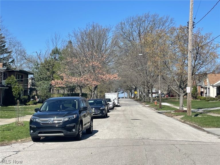 17506 Neff Road, Cleveland, OH - Photo 6