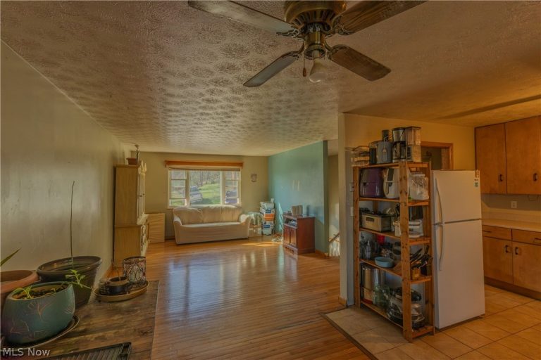 38 Southmoor Heights, Parkersburg, WV - Photo 5