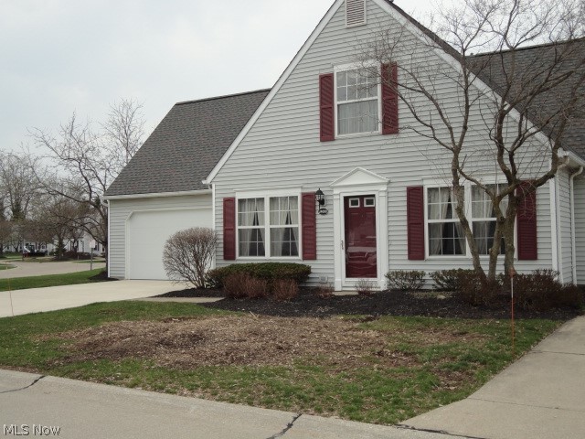 24690 Thicket Lane #32, Olmsted Falls, OH, 44138
