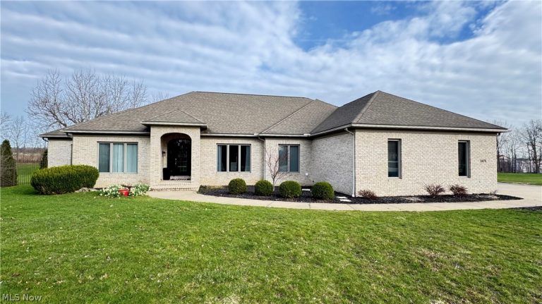 3474 Churchill Downs, Stow, OH, 44224