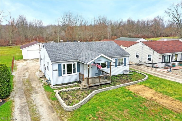 4481 Nutwood Avenue, Warren, OH - Photo 2