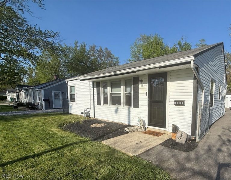 4887 Marigold Road, Mentor, OH - Photo 3
