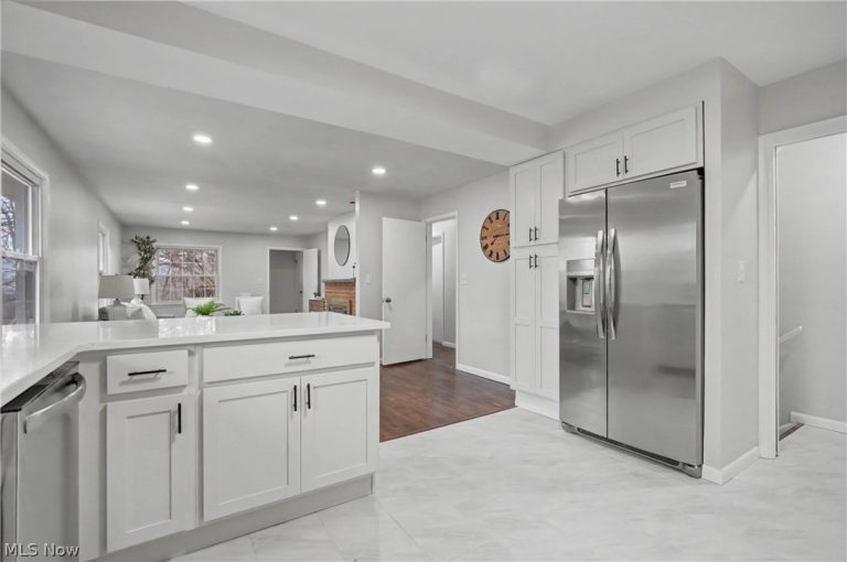 1732 Glenridge Road, Euclid, OH - Photo 4