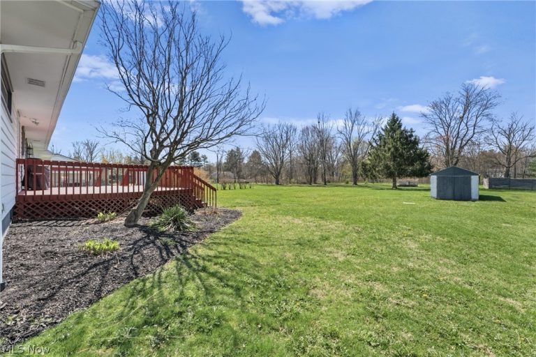 4423 Broadway Avenue, Louisville, OH - Photo 4