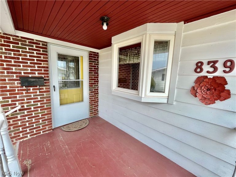 839 Mill Street, Conneaut, OH - Photo 2