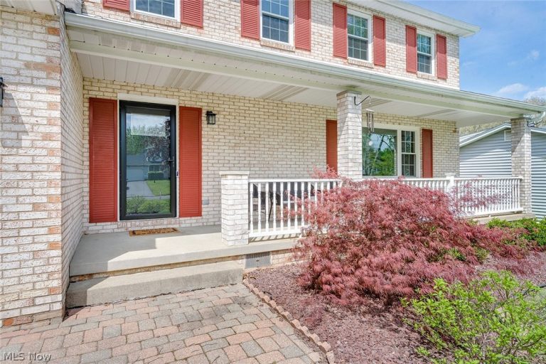 4220 Nottingham Avenue, Austintown, OH - Photo 3