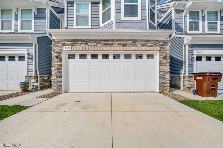 805 Dipper Lane #2, Aurora, OH - Photo 3