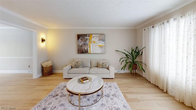 608 Dewitt Drive, Highland Heights, OH - Photo 6