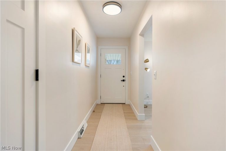 960 Impala Drive, Akron, OH - Photo 2