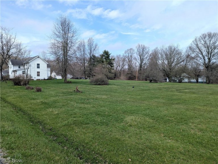 6359 Sittig Avenue, Hubbard, OH - Photo 5
