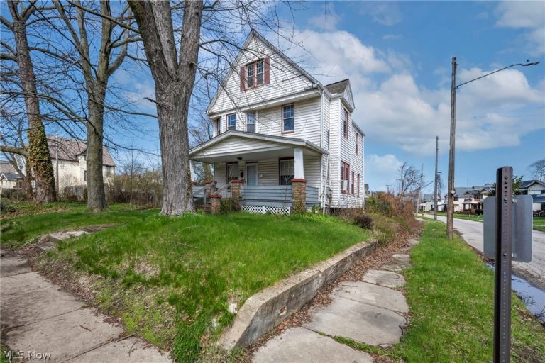 14819 Westropp Avenue, Cleveland, OH - Photo 2