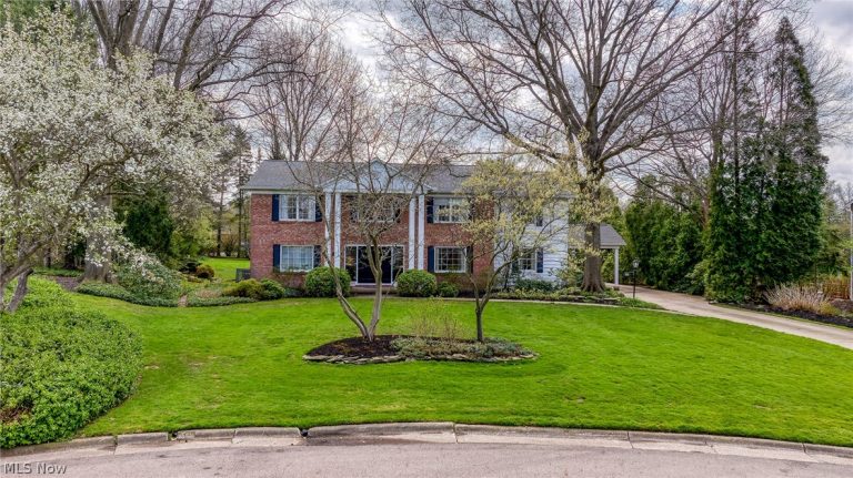 1222 Dearborn Drive, Akron, OH, 44313