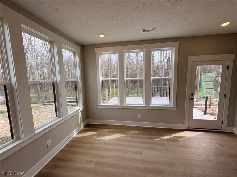 4127 Averi Lane, Orange, OH - Photo 8