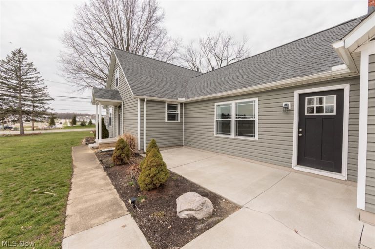 9985 Mount Eaton Road, Wadsworth, OH - Photo 5